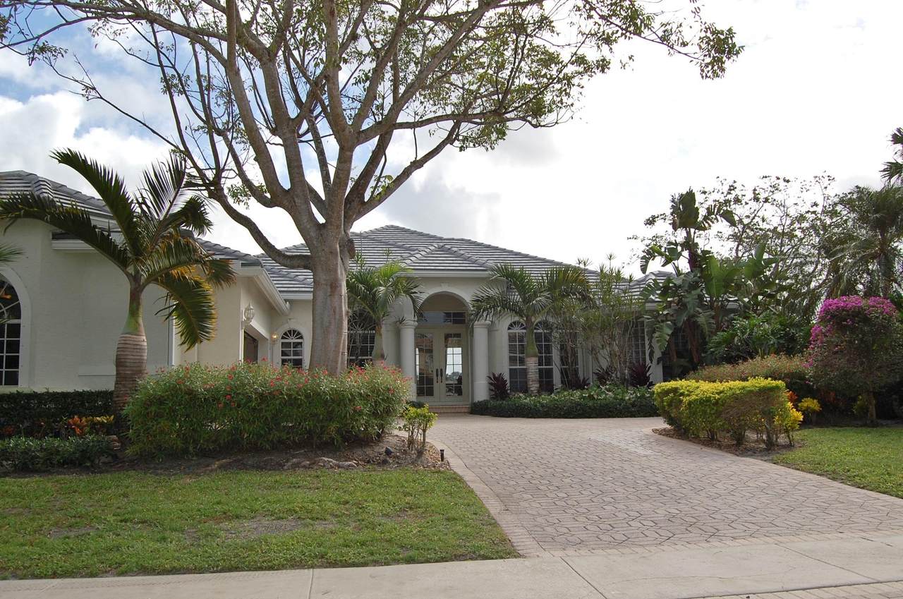 8551 Egret Lakes Lane - Photo 1