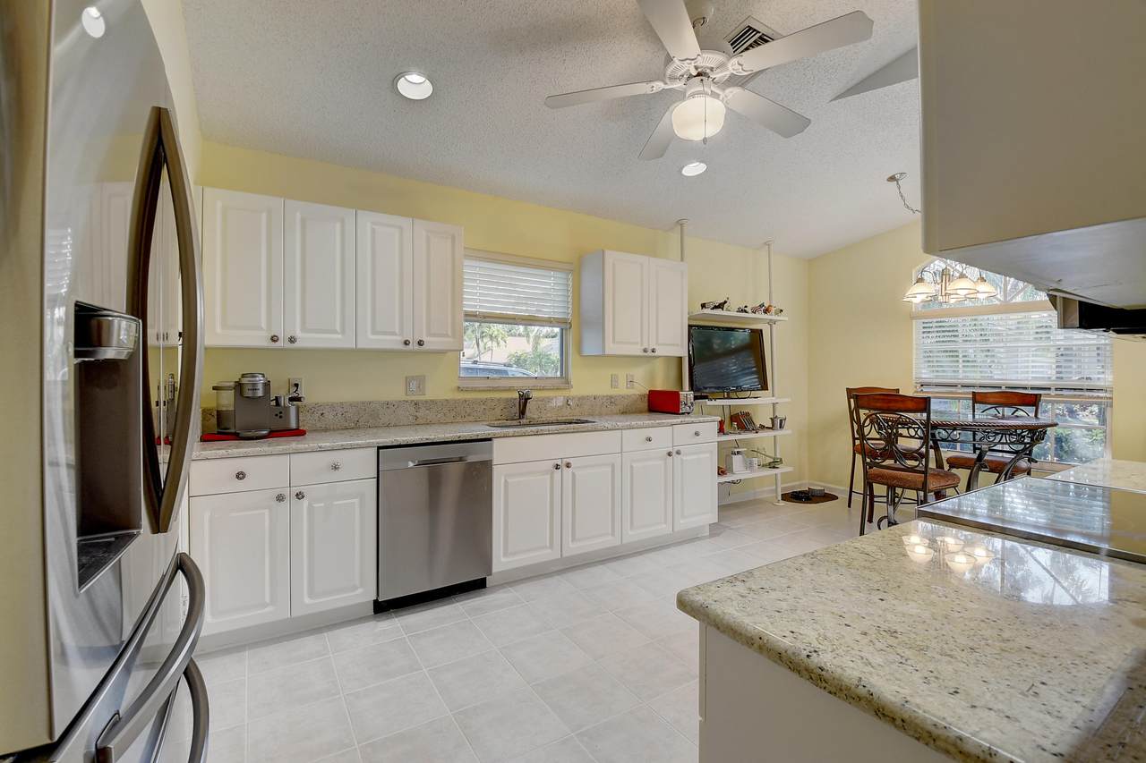 2215 Soundings Court - Photo 1