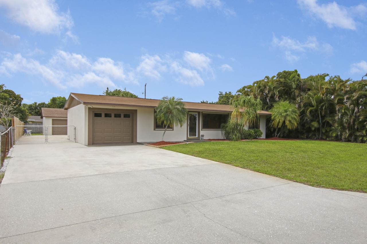 9243 Sun Court - Photo 1