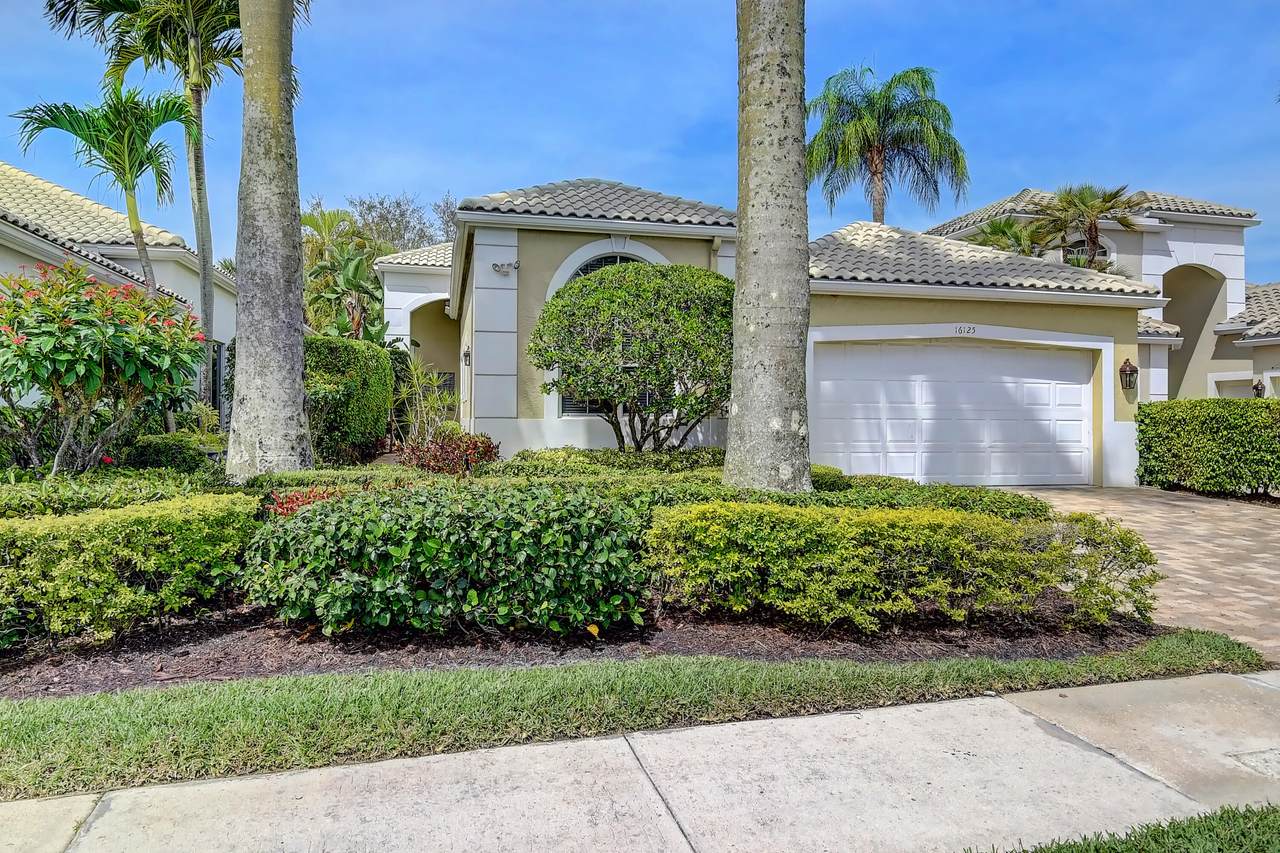 16125 Villa Vizcaya Place - Photo 1