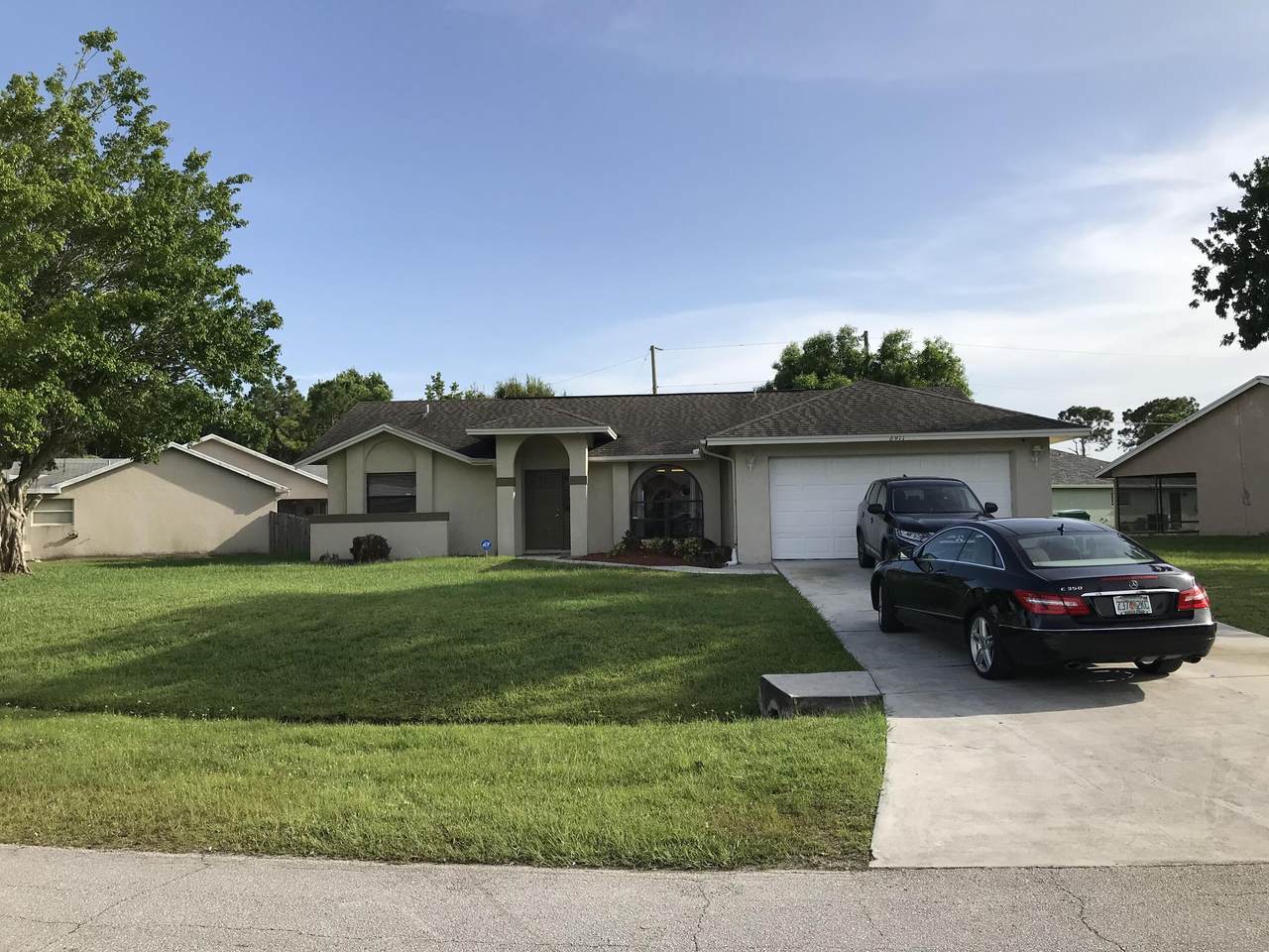 6911 Hershy Circle - Photo 1