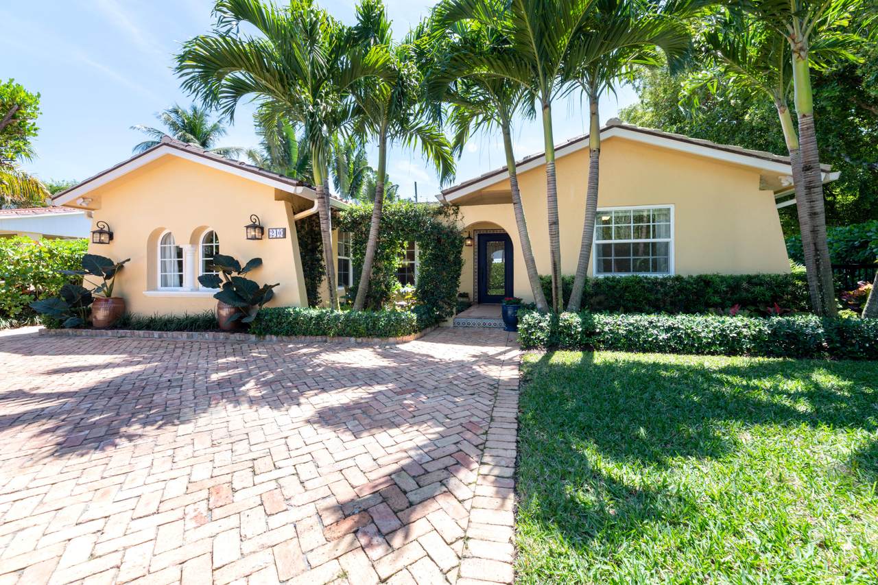 240 Sunset Road - Photo 1