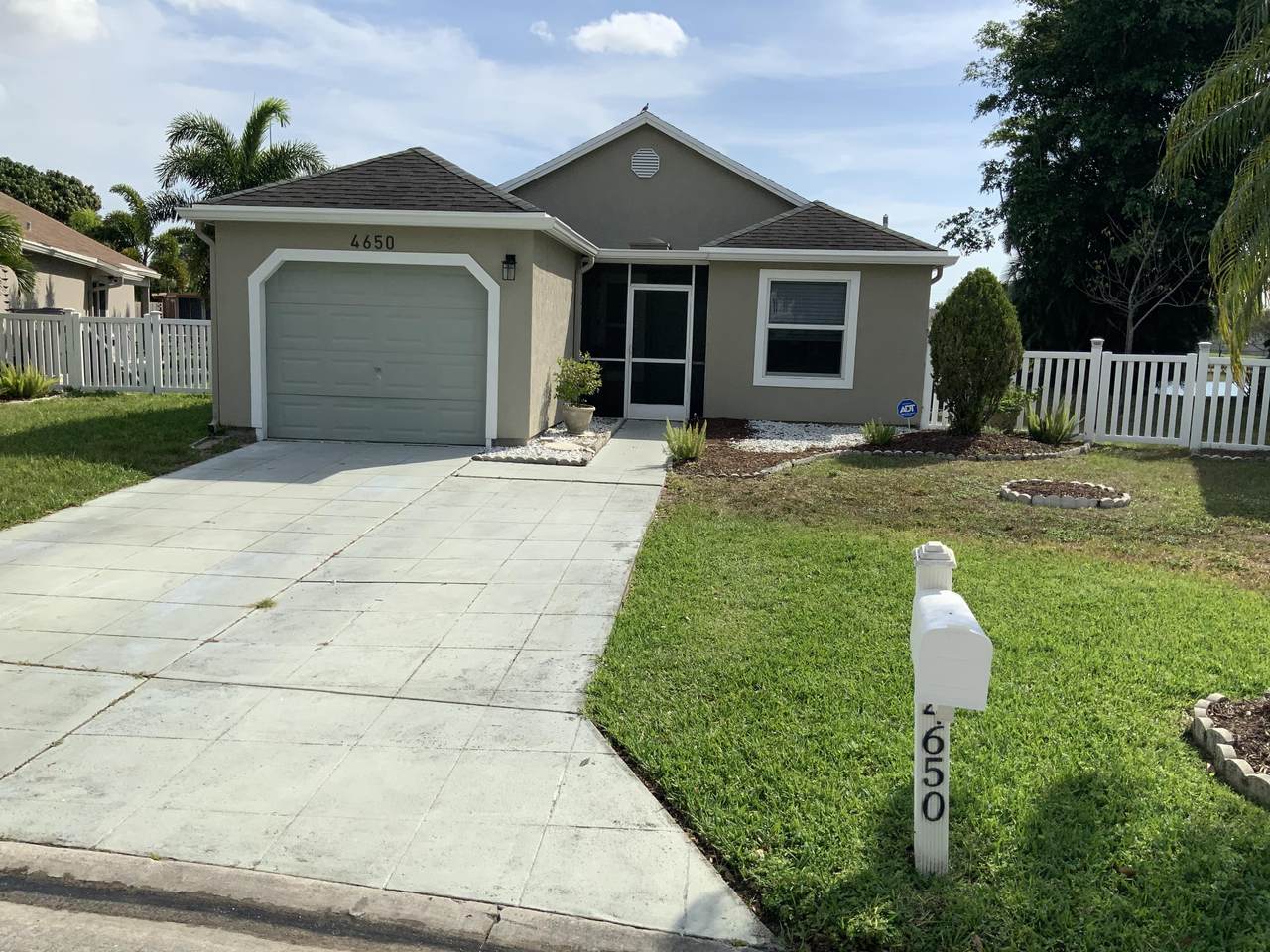 4650 Lakeside Circle - Photo 1