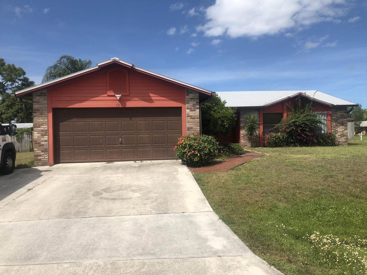 501 Violet Avenue - Photo 1