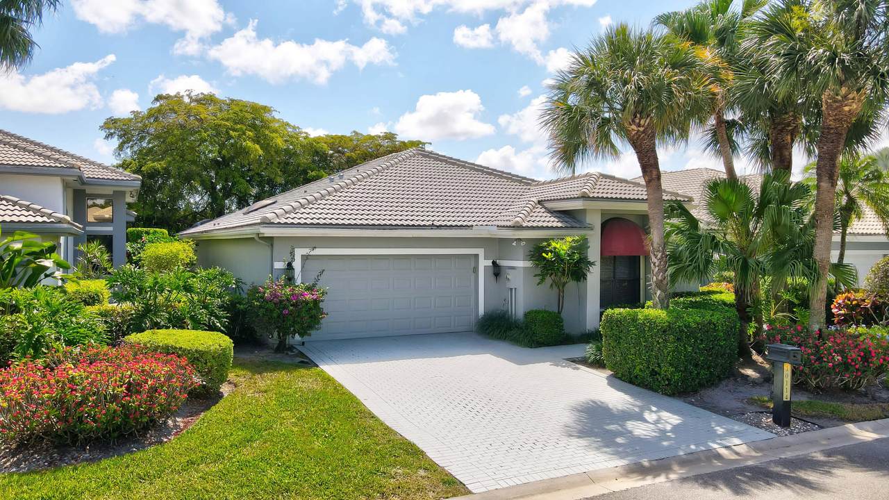 10114 Spyglass Way - Photo 1
