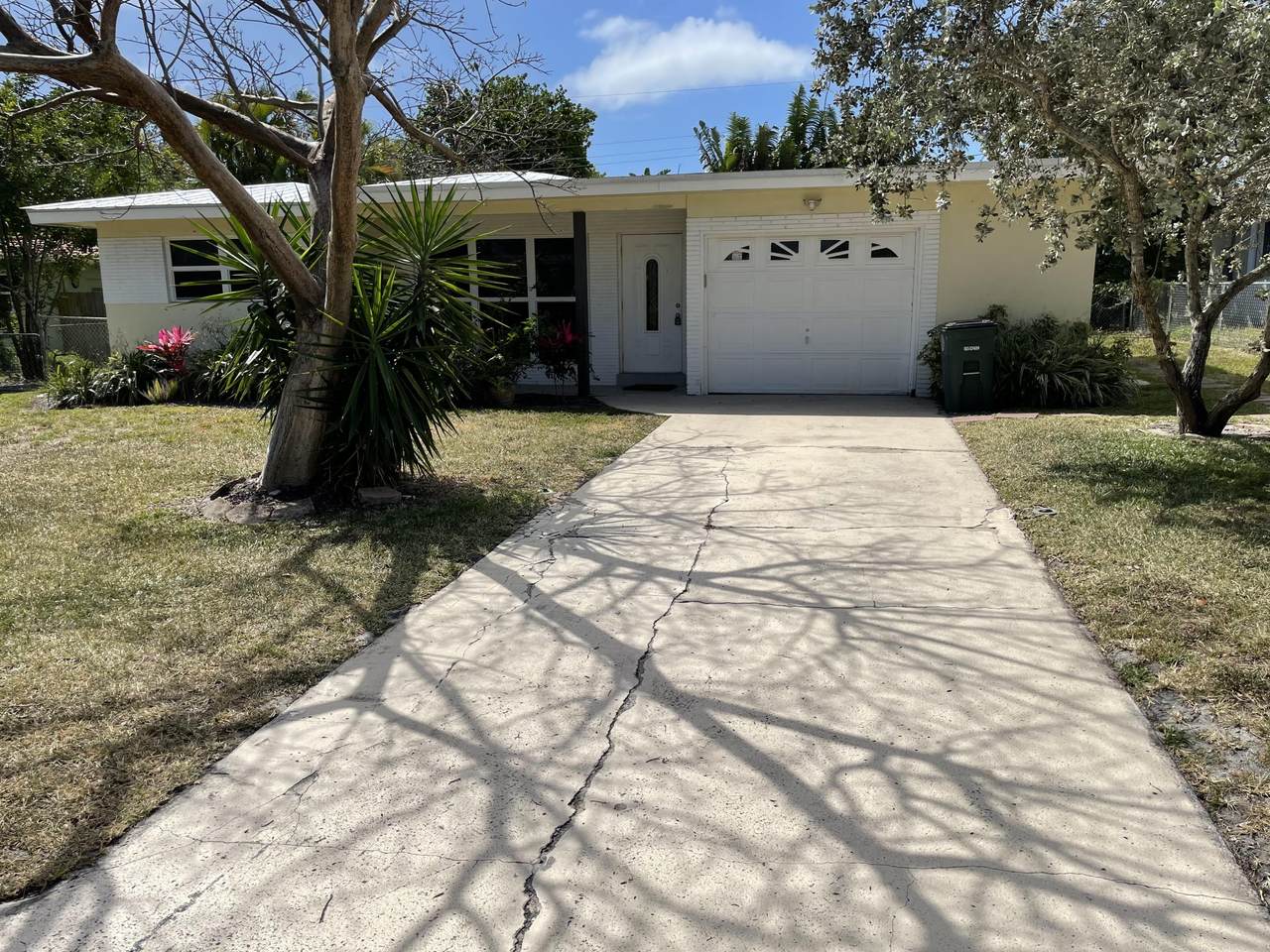 288 11th Street - Photo 1