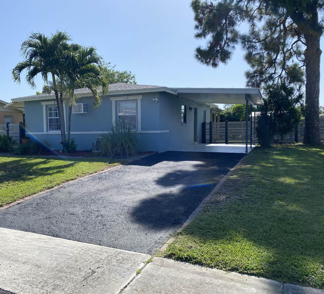 324 Beretta Court - Photo 1