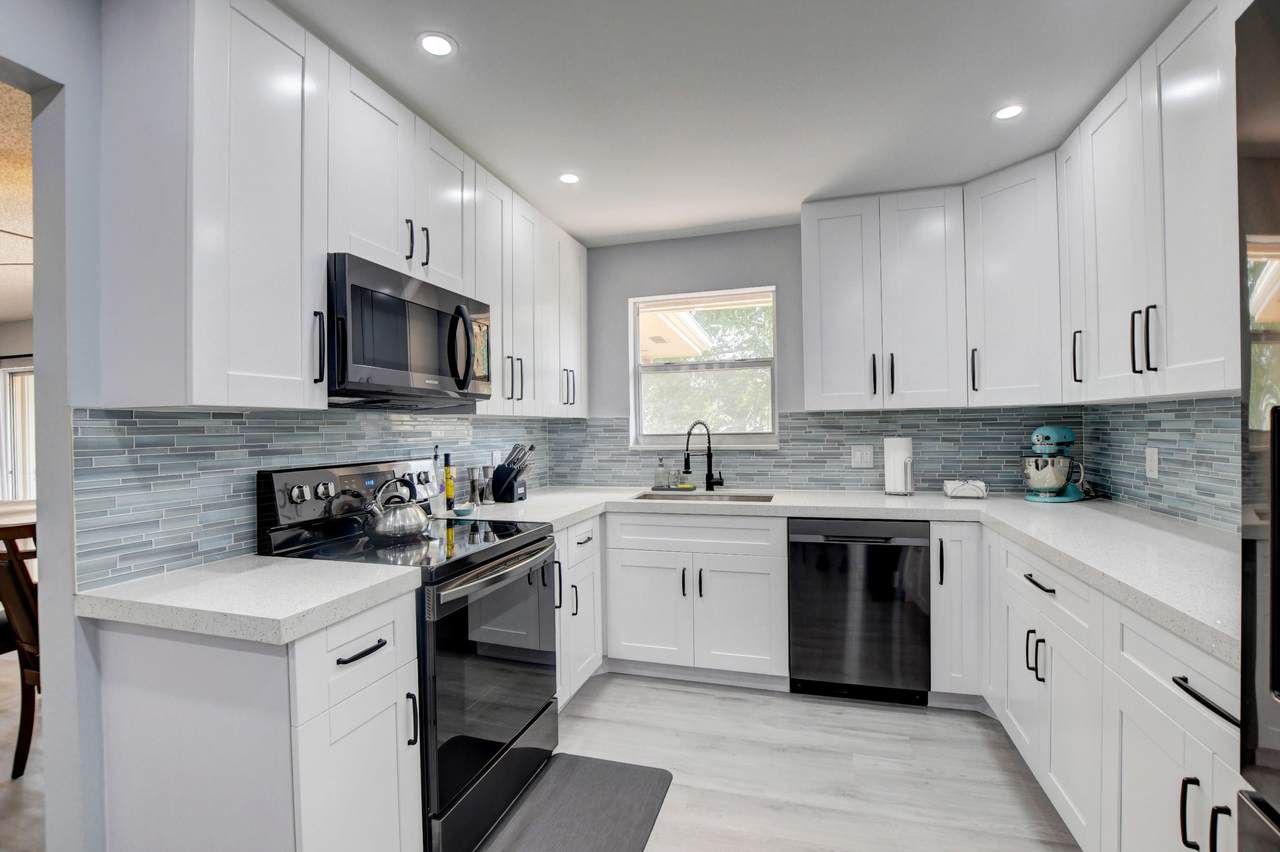 10092 Windtree Lane - Photo 1