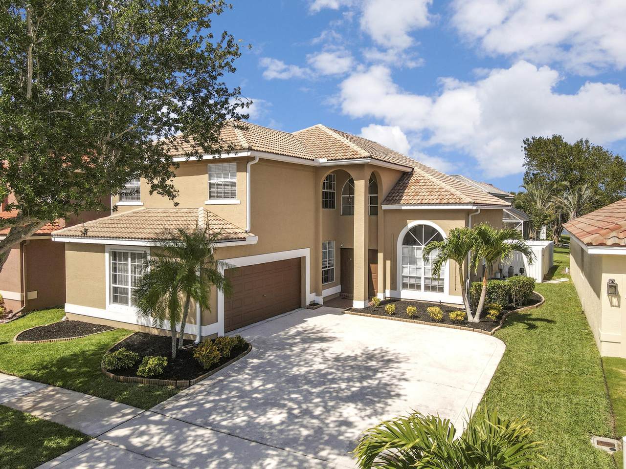 6017 Newport Village Way - Photo 1