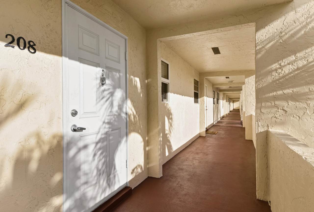 2500 Fiore Way - Photo 1