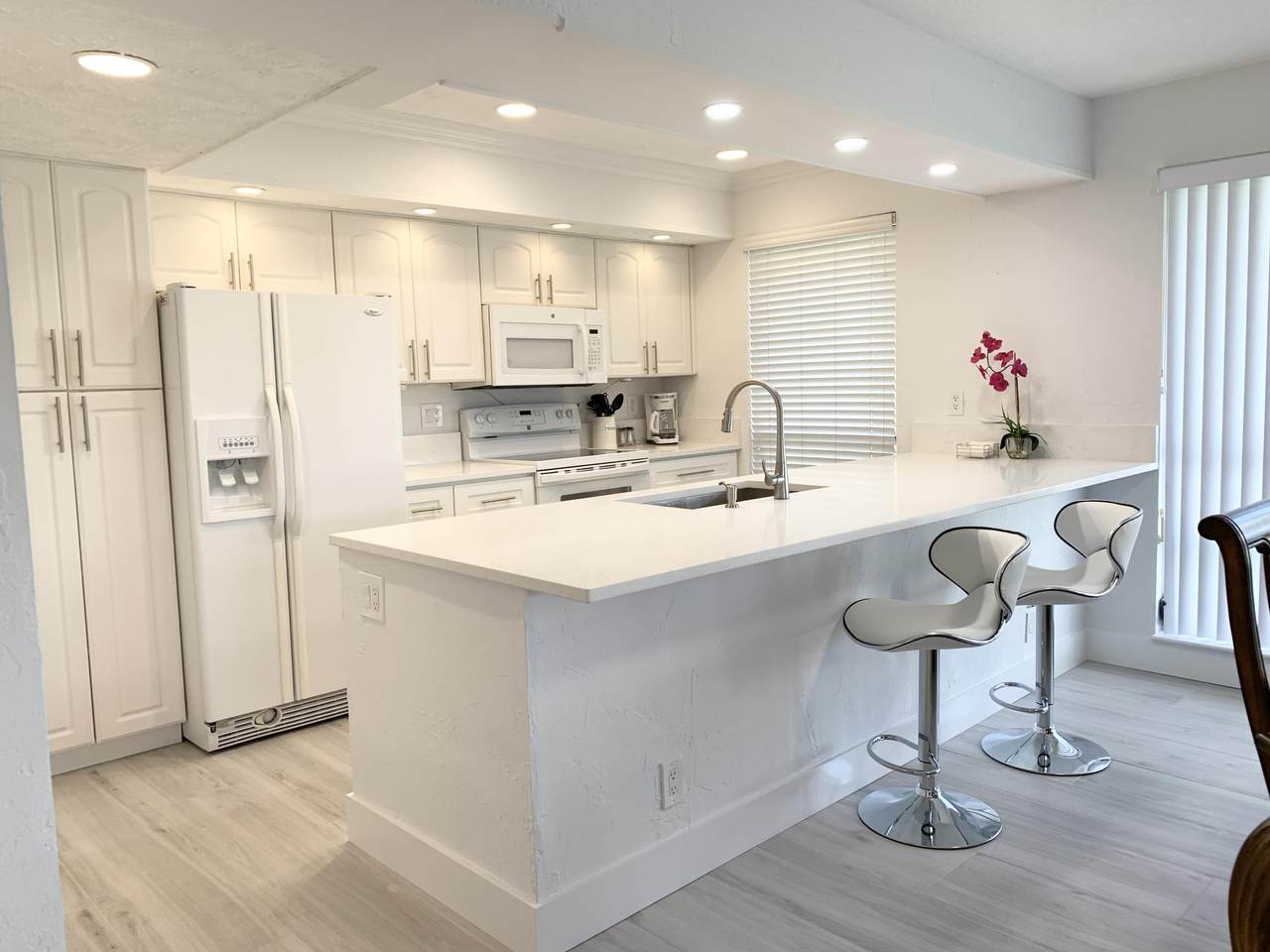 655 Brackenwood Cv Cove - Photo 1