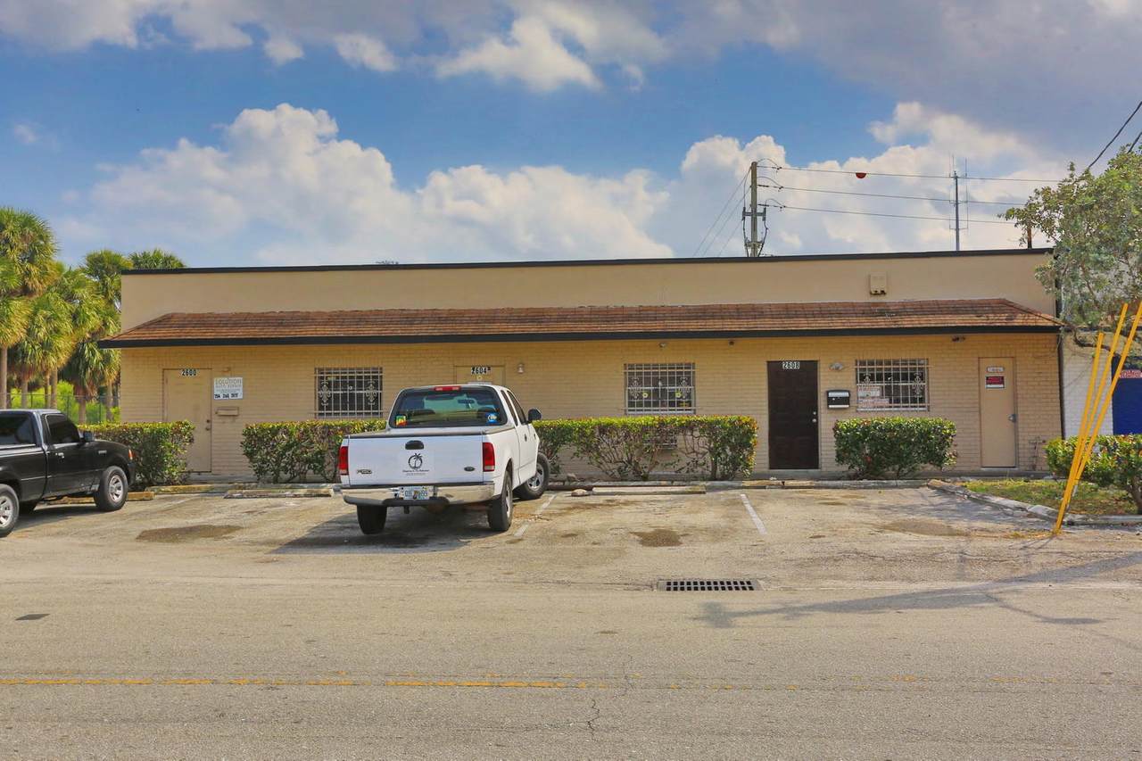 2600 4th Street - Photo 1
