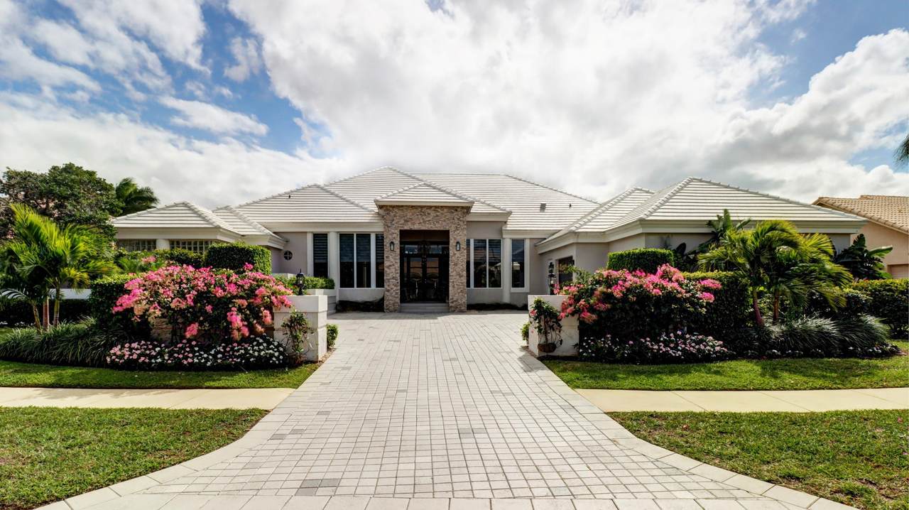 4542 Bocaire Boulevard - Photo 1
