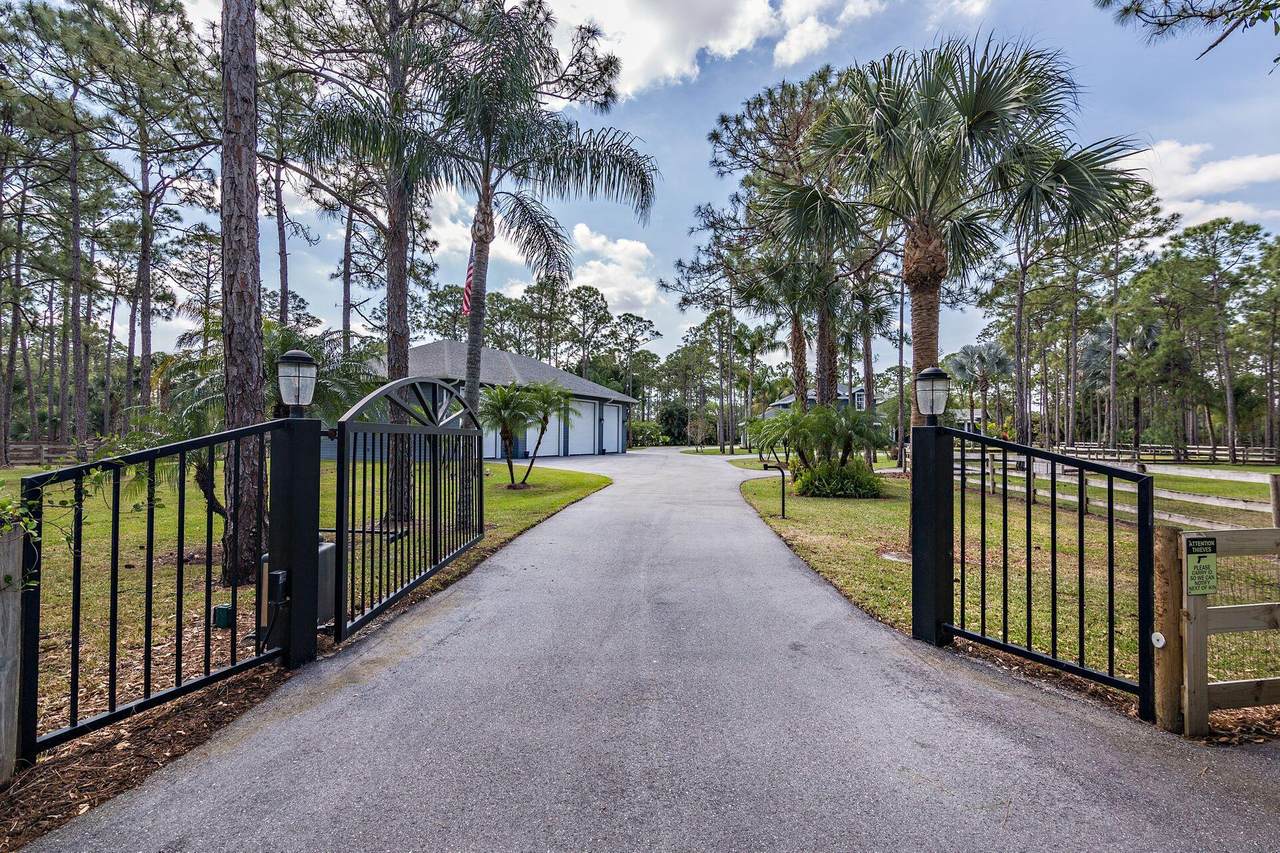 13330 Mallard Creek Drive - Photo 1