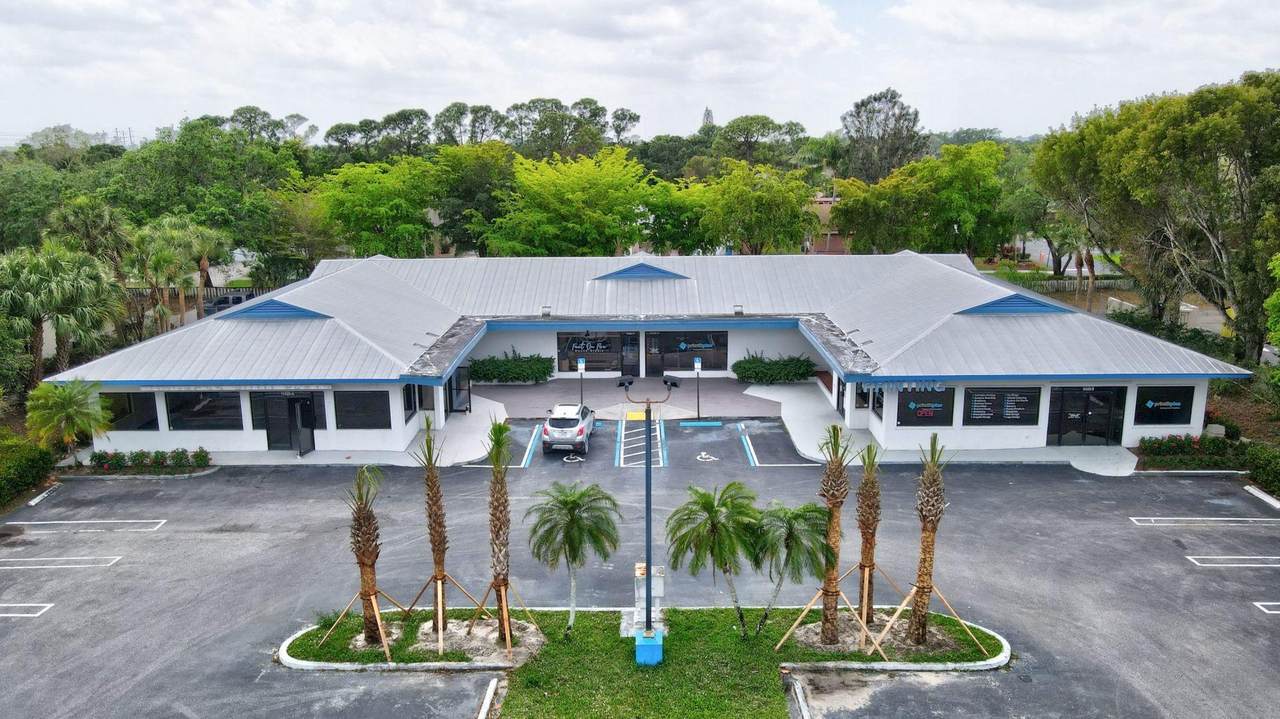 11420 Okeechobee Boulevard - Photo 1