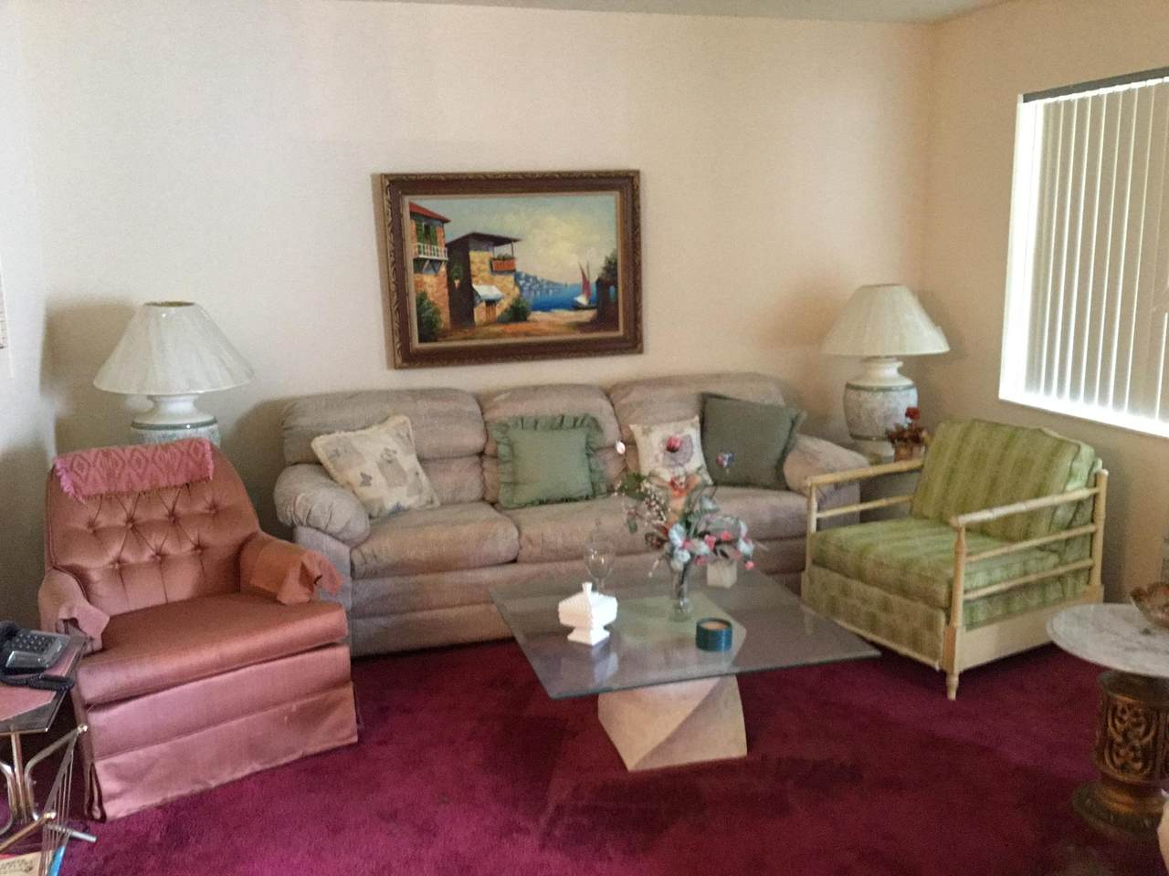 206 Andover H - Photo 1