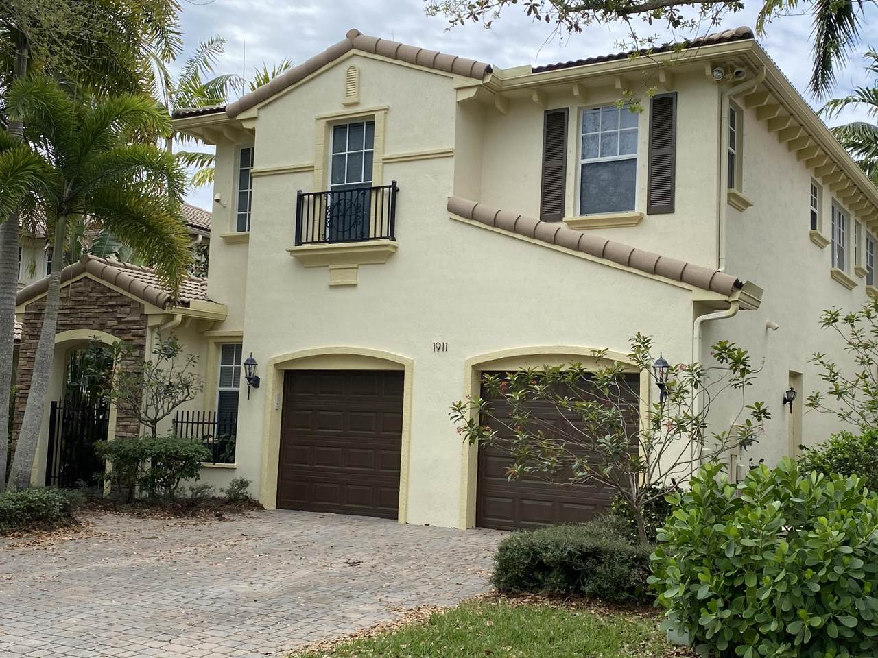 1911 Flower Drive - Photo 1