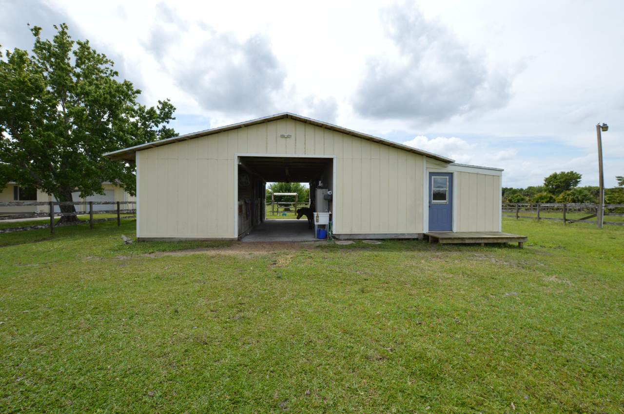 7025 8th Street - Photo 1