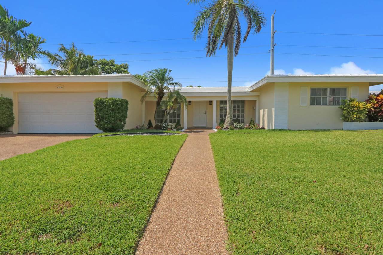 840 7th Street - Photo 1