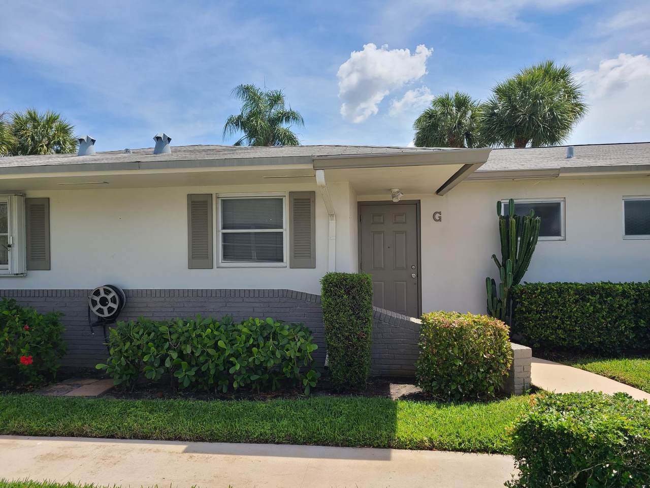 2805 Crosley Drive - Photo 1
