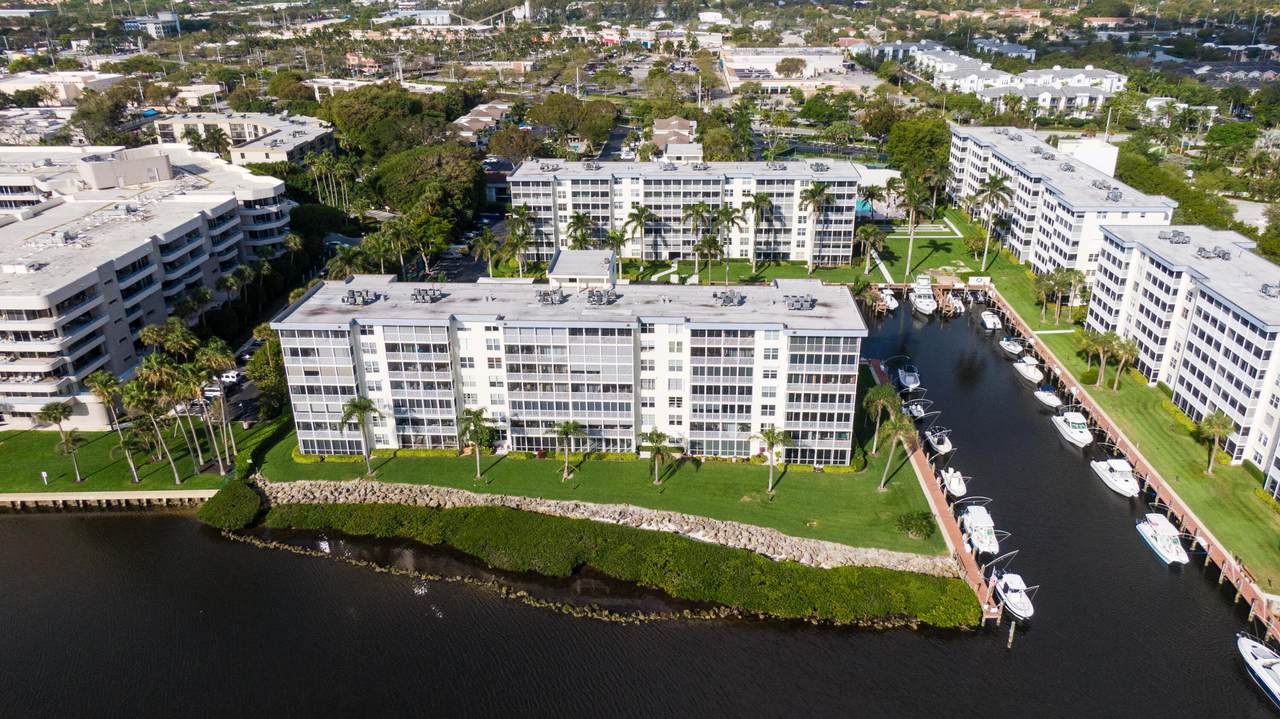 1 Harbourside Drive - Photo 1