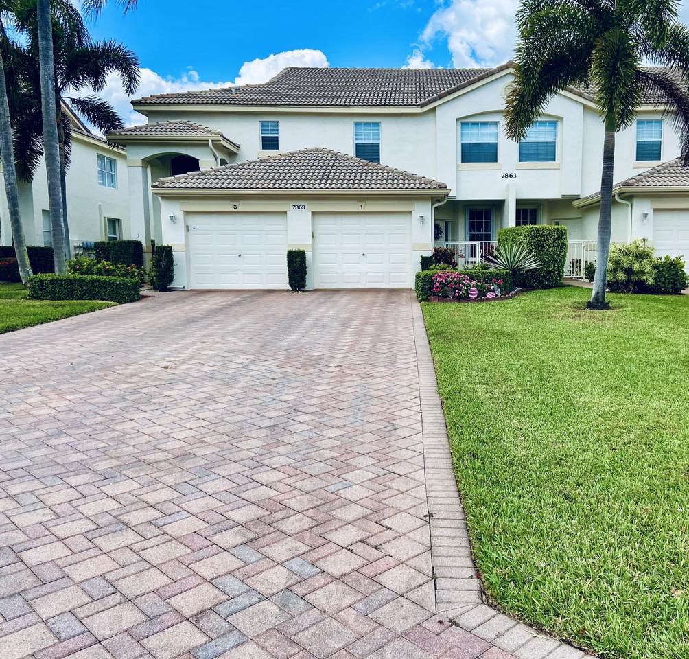 7863 Laina Lane - Photo 1