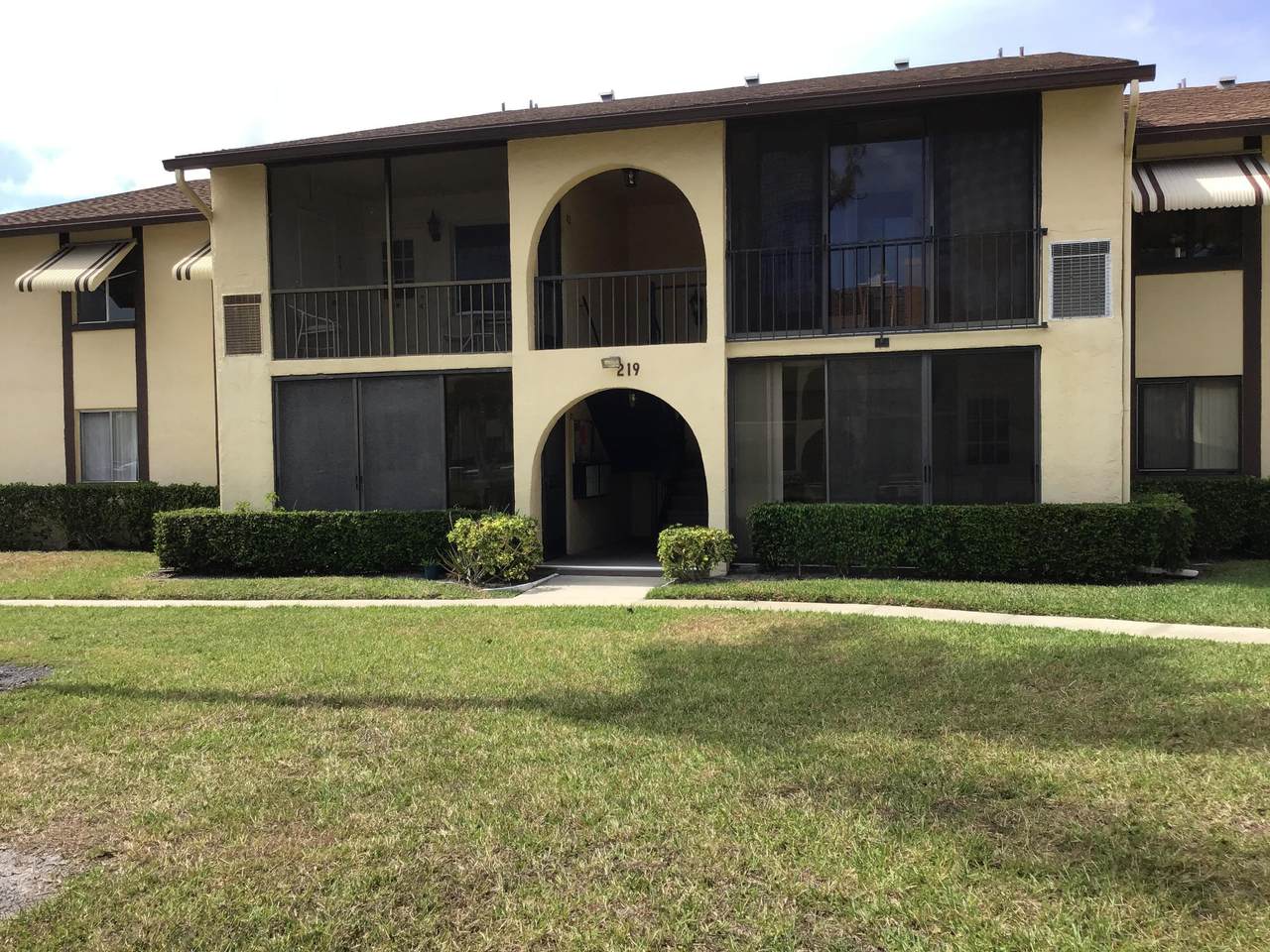 219 Pine Hov Circle - Photo 1