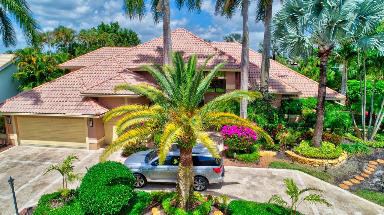 7263 Ballantrae Court - Photo 1
