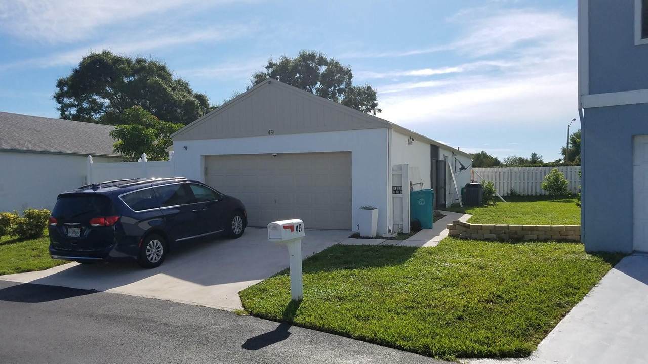 49 Buxton Lane - Photo 1