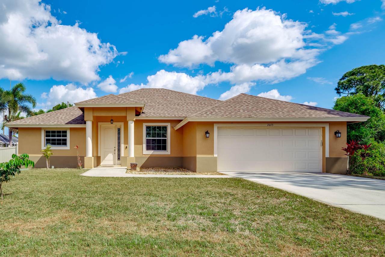 2073 Grant Avenue - Photo 1