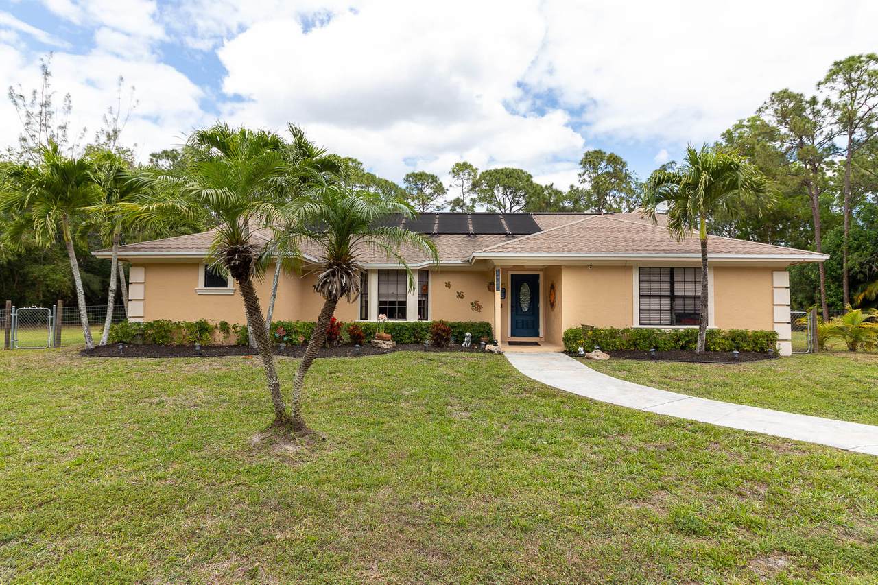 12353 61st Street - Photo 1