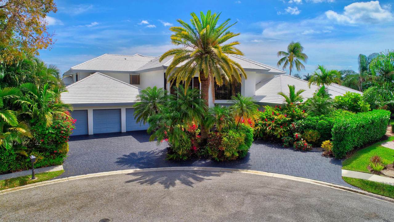 21180 Oakley Court - Photo 1