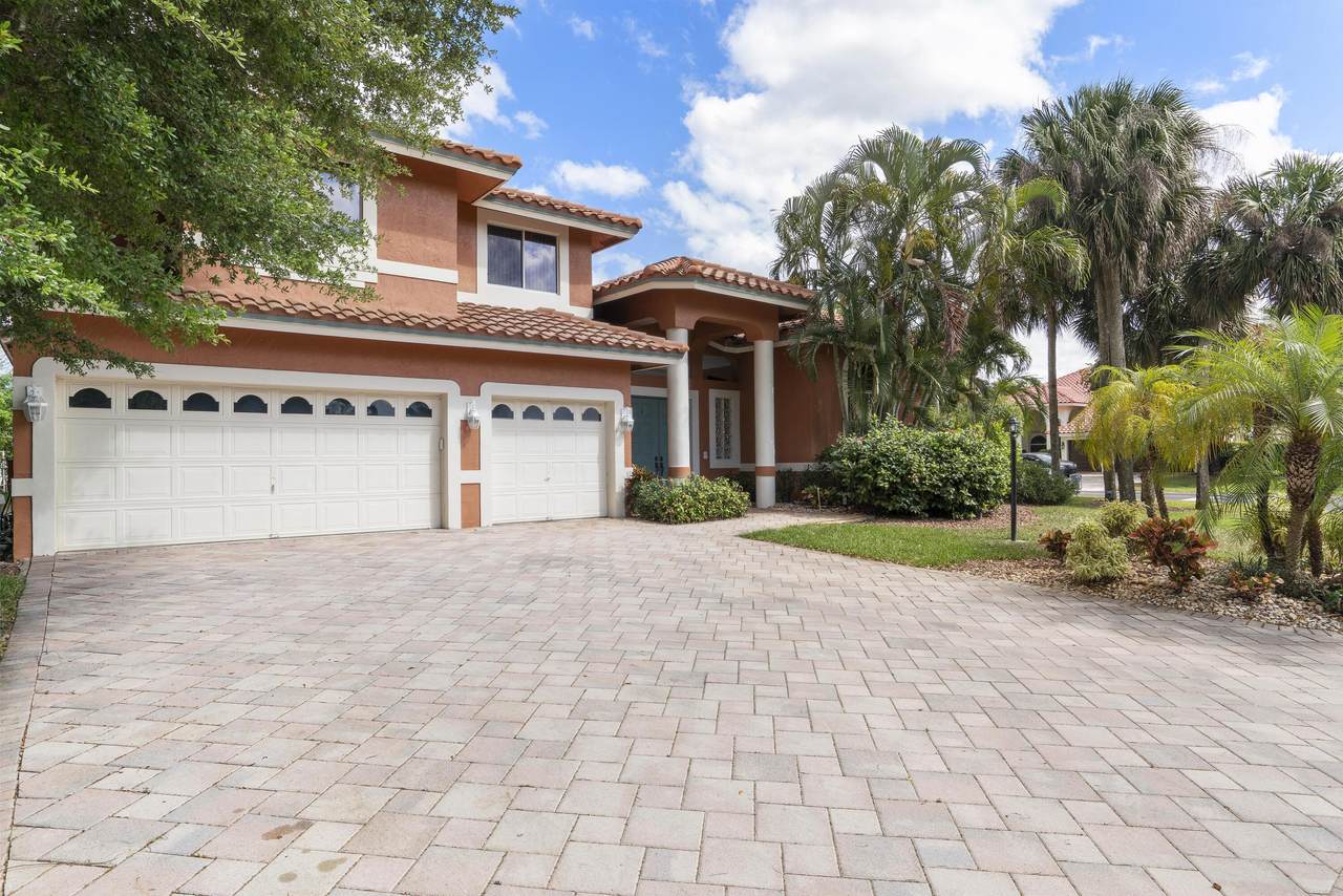 6516 99 Lane - Photo 1