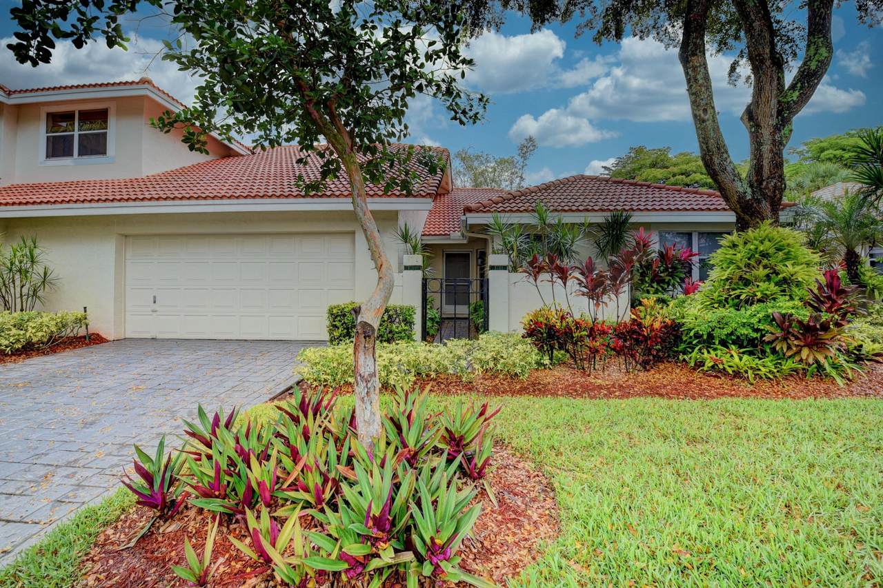 2061 52nd Street - Photo 1
