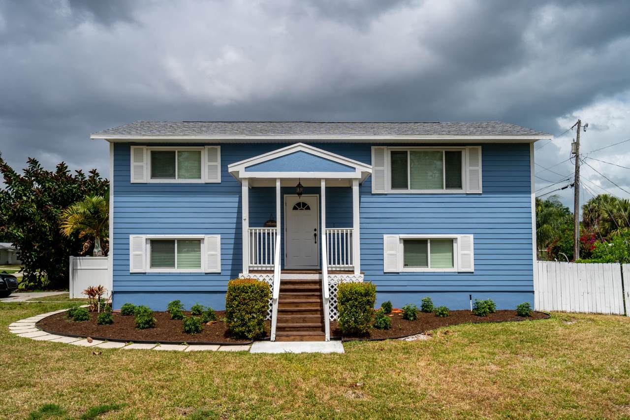 4912 Seagrape Drive - Photo 1