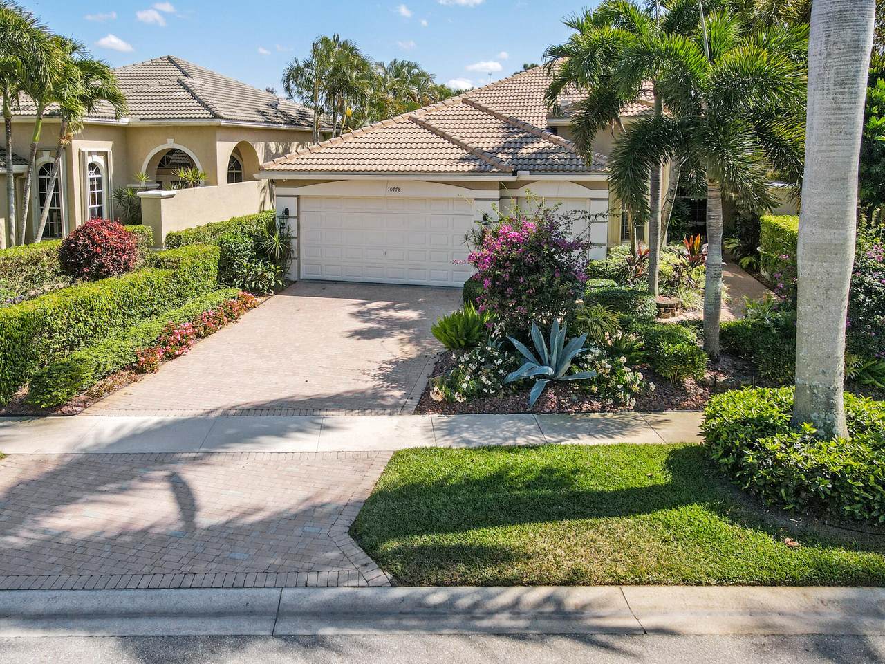 10778 Northgreen Drive - Photo 1