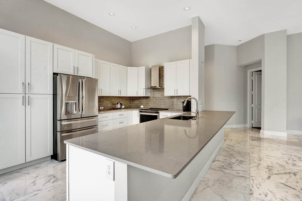 7724 Villa D Este Way - Photo 1