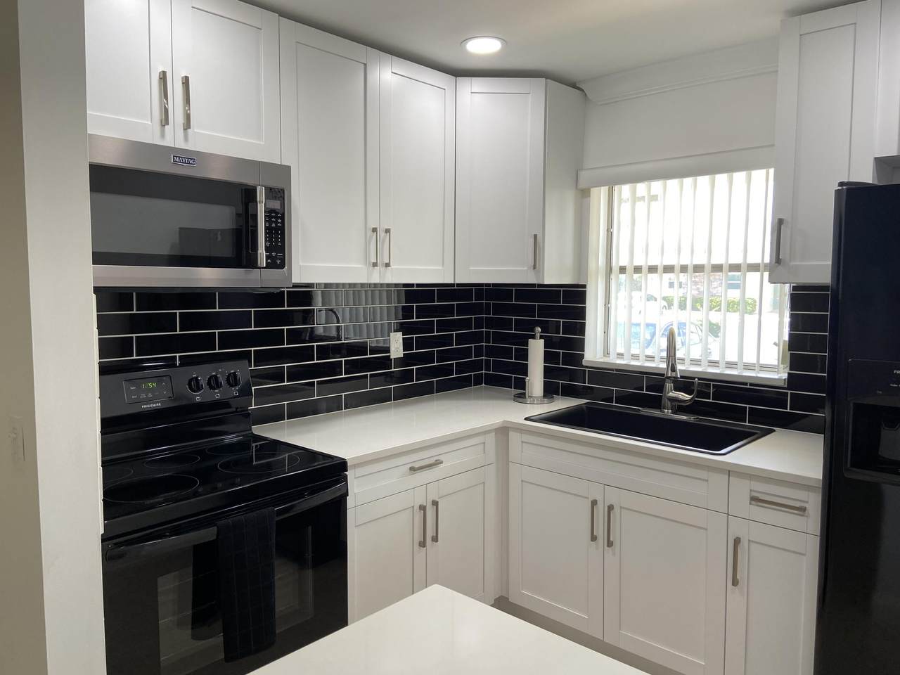 2915 Crosley Drive - Photo 1