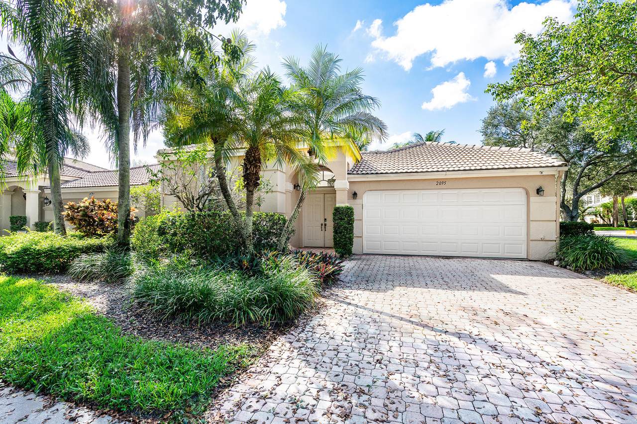 2095 Chagall Circle - Photo 1
