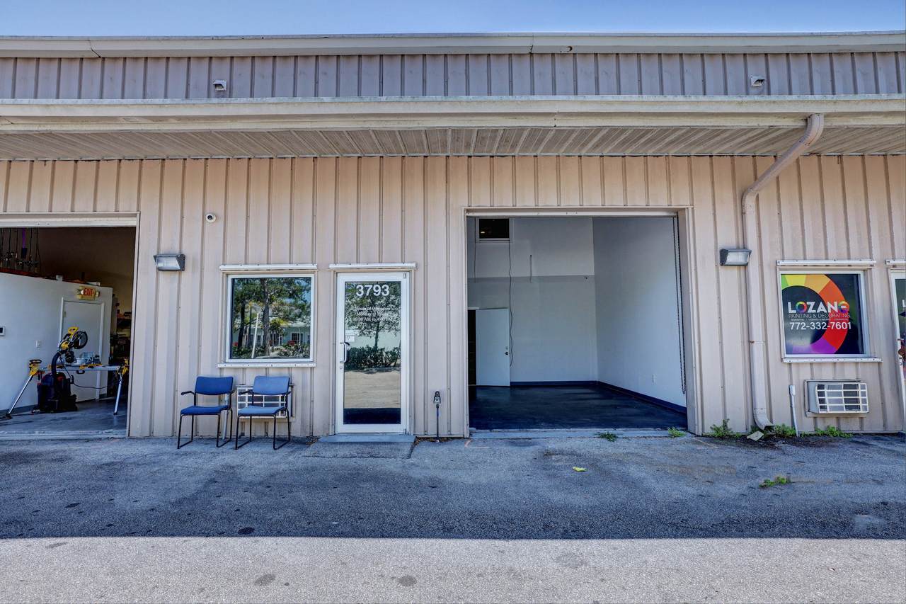 3793 Oleander Avenue - Photo 1