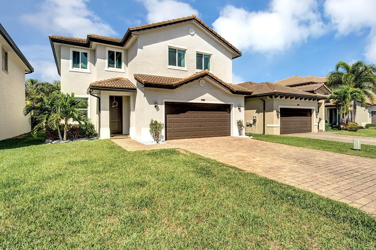 6843 Langdon Way - Photo 1