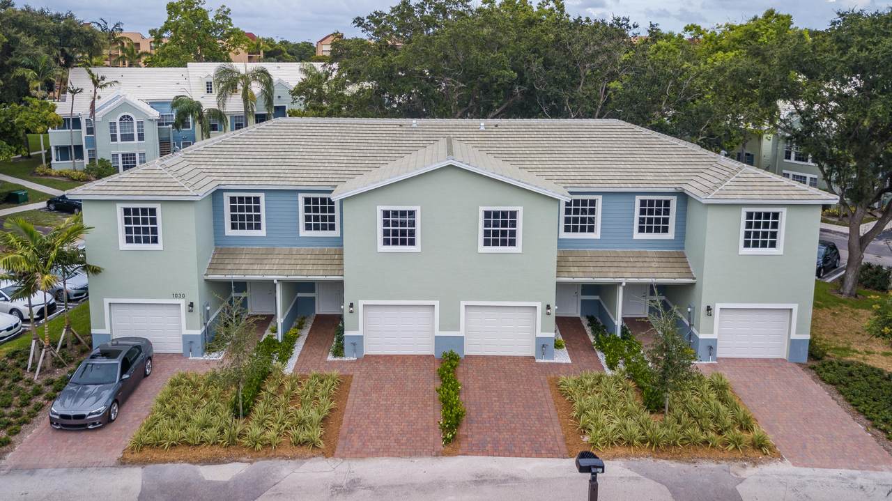1285 Crystal Way - Photo 1