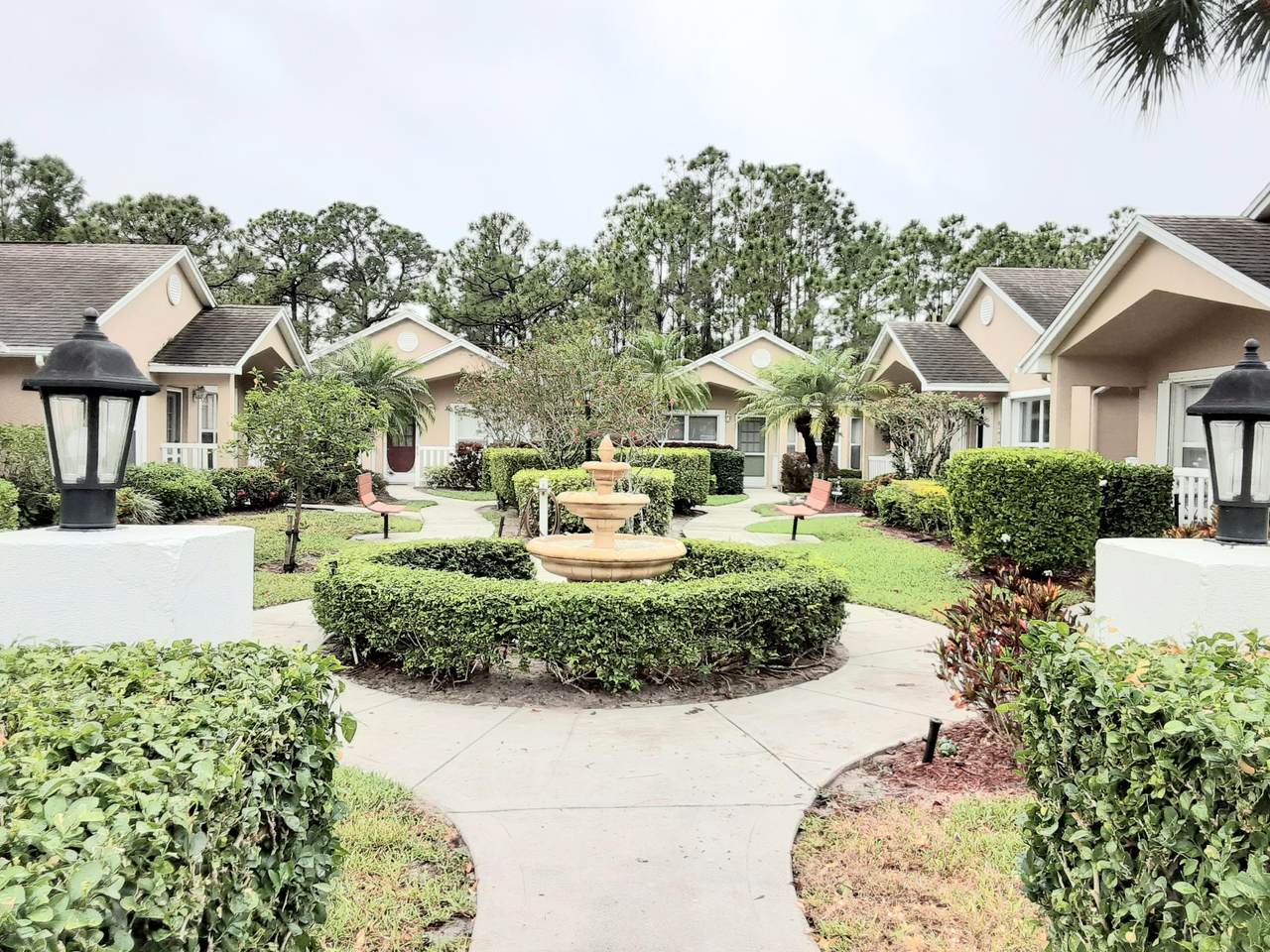 621 San Remo Circle - Photo 1