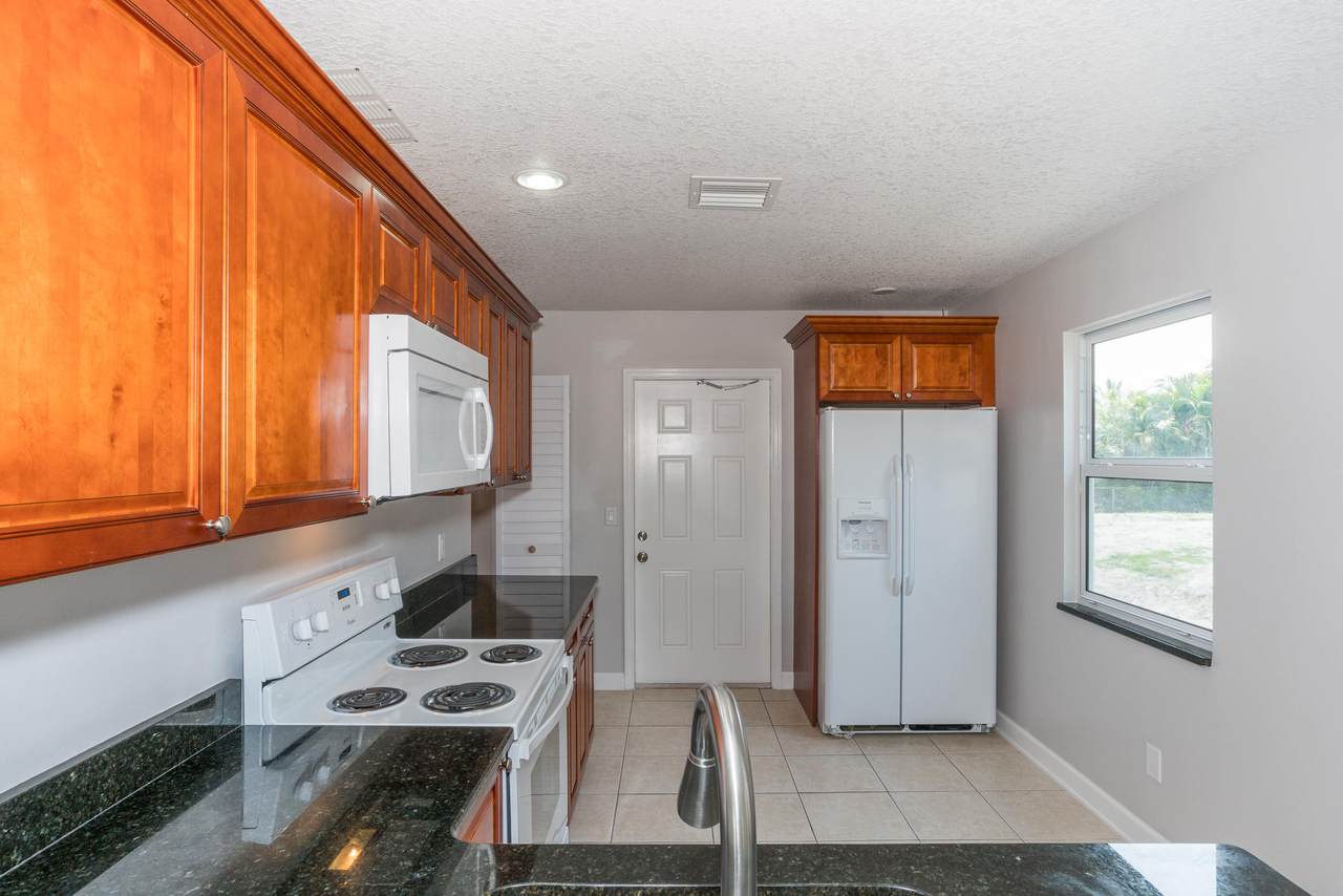 3438 Iris St Street - Photo 1