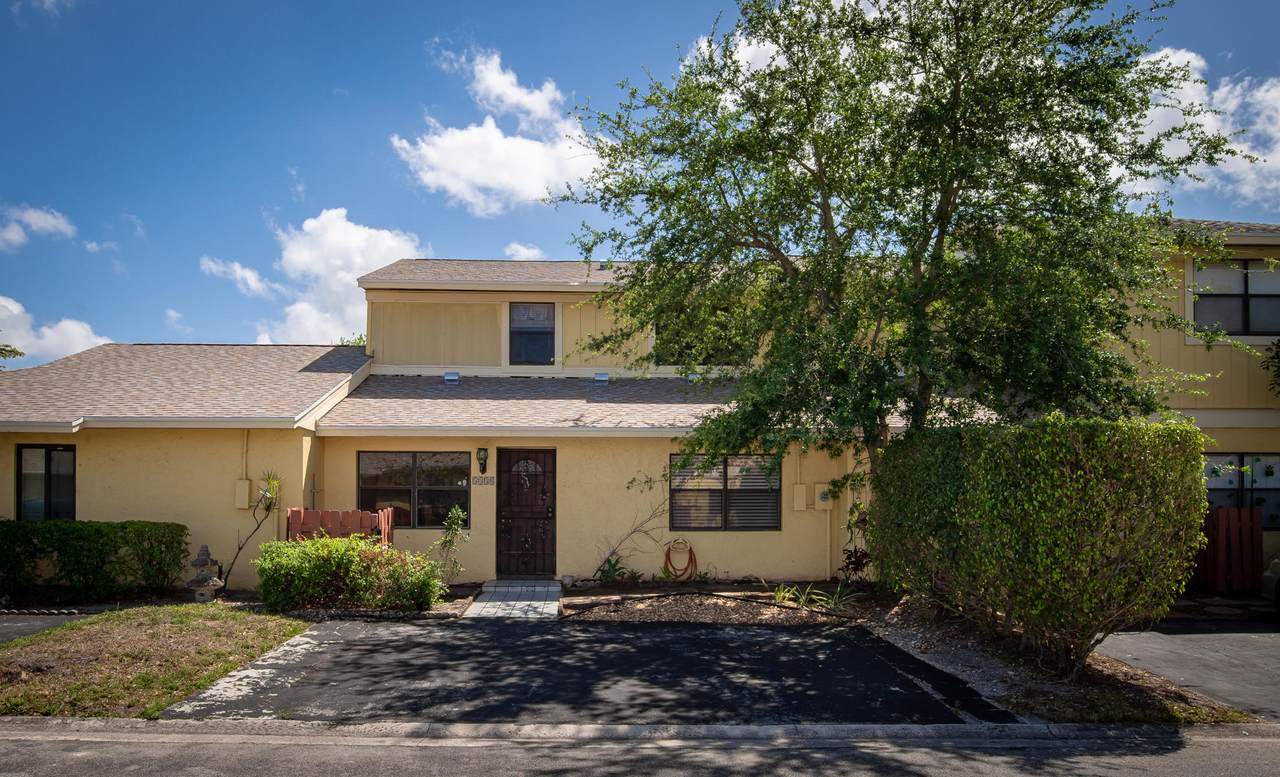 5338 Jog Lane - Photo 1