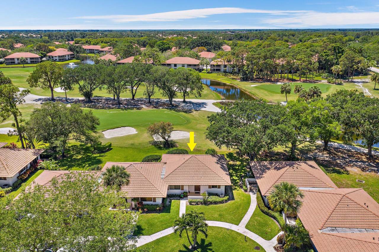821 Club Drive - Photo 1