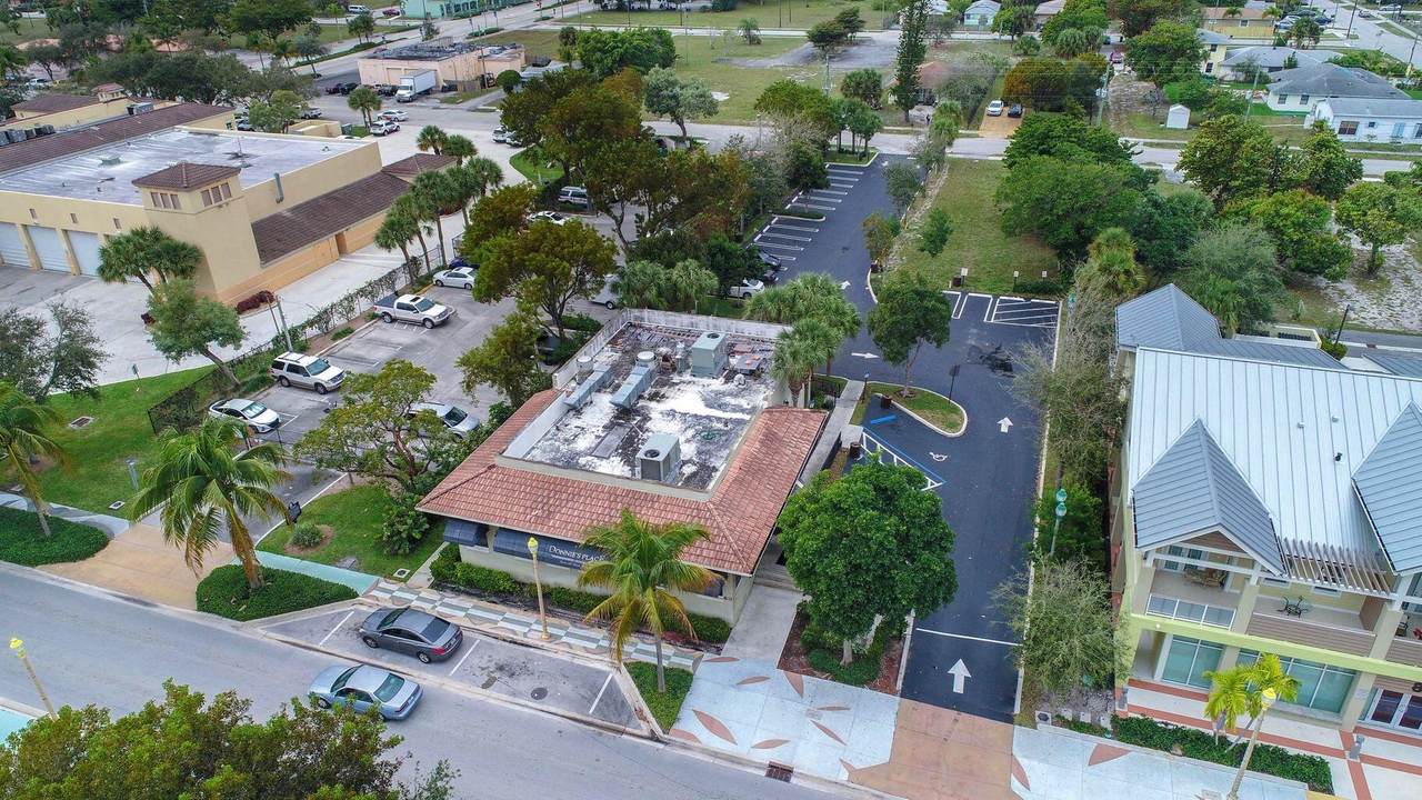 60 5th Avenue - Photo 1