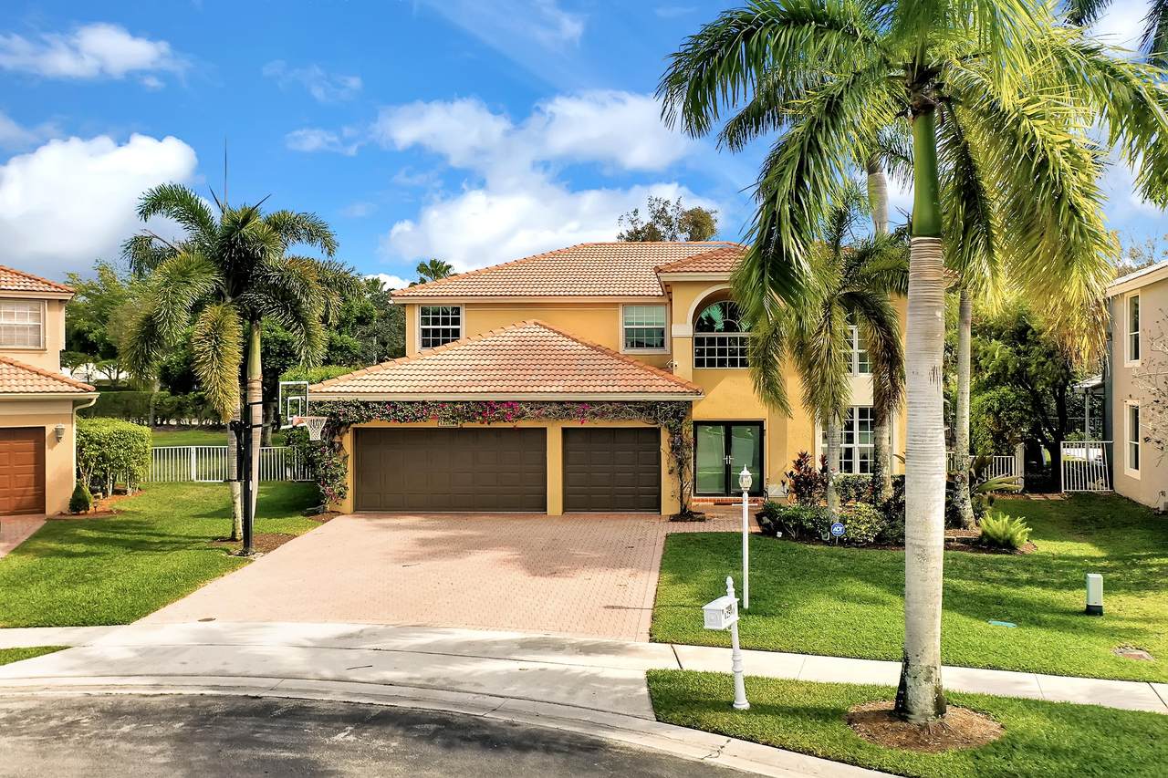 12590 Yardley Drive - Photo 1