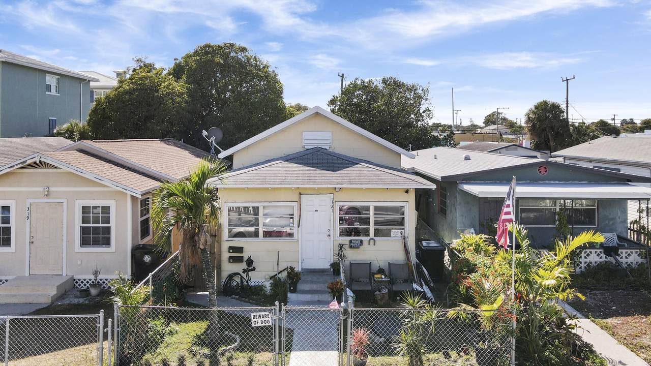 321 J Street - Photo 1
