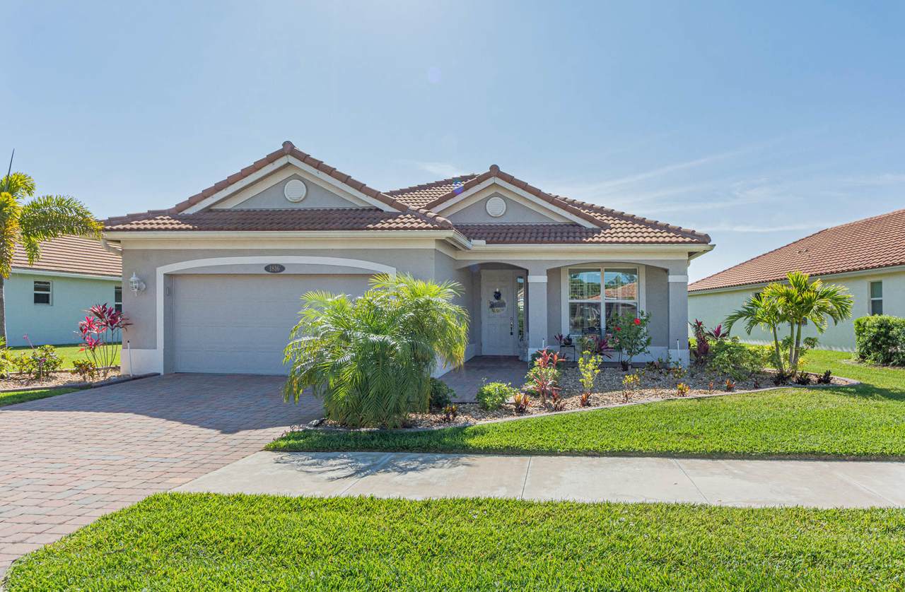 1816 Berkshire Circle - Photo 1